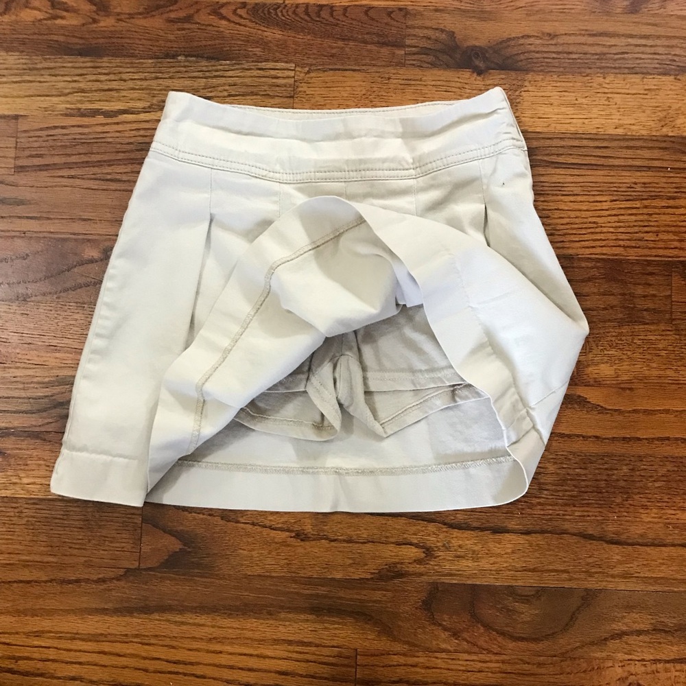 Children’s Place Tan Khaki School Uniform Bottoms Pleated Skirt Skort Shorts
Lar - Picture 5 of 14